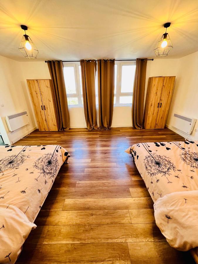 Master Adventure Guest House Vadu Crisului Exteriör bild
